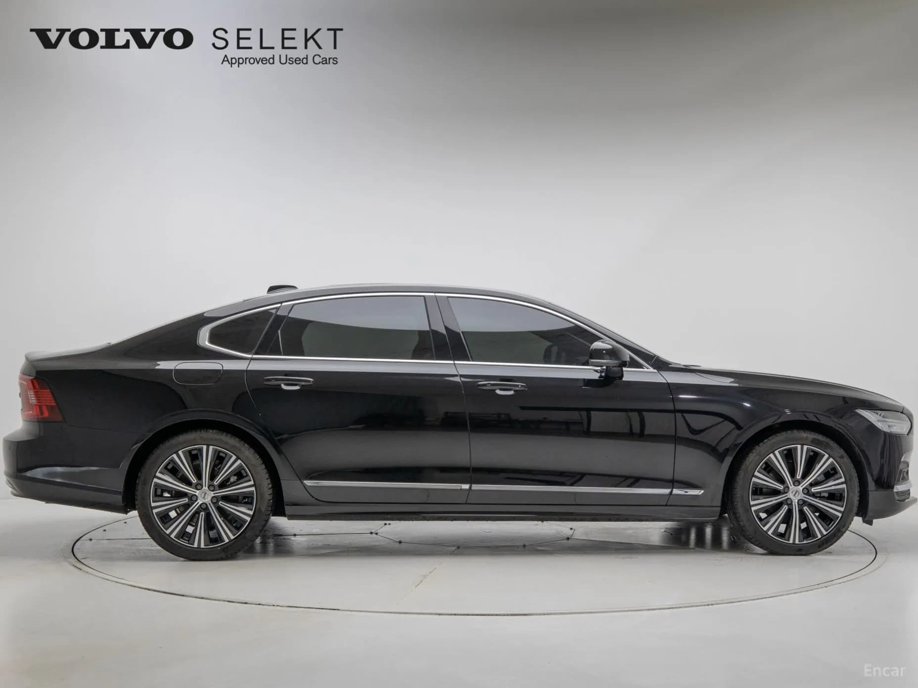 S90