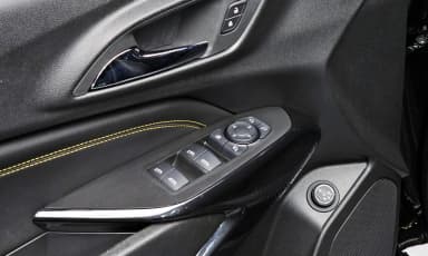 Trax Crossover