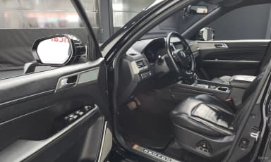 G4 Rexton