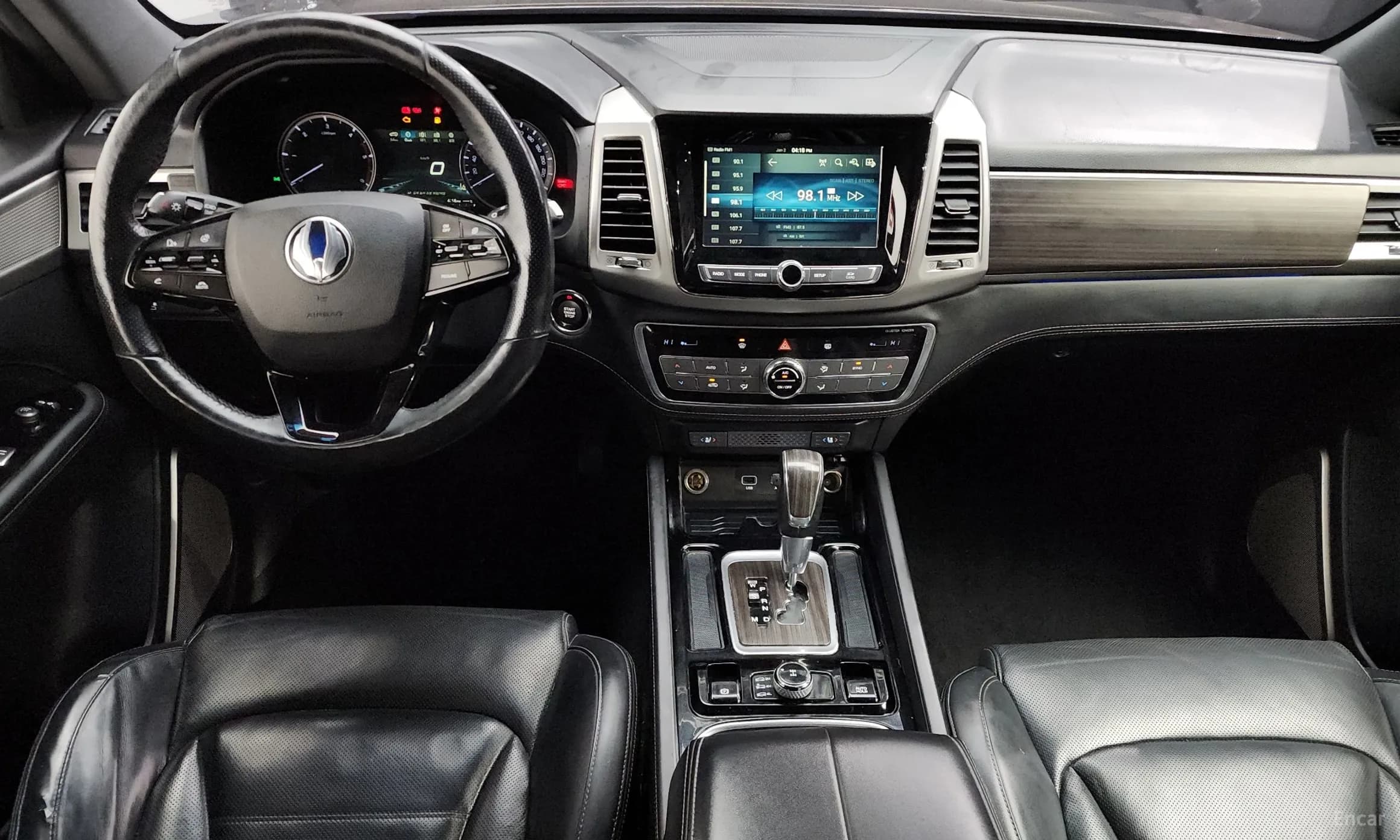 G4 Rexton