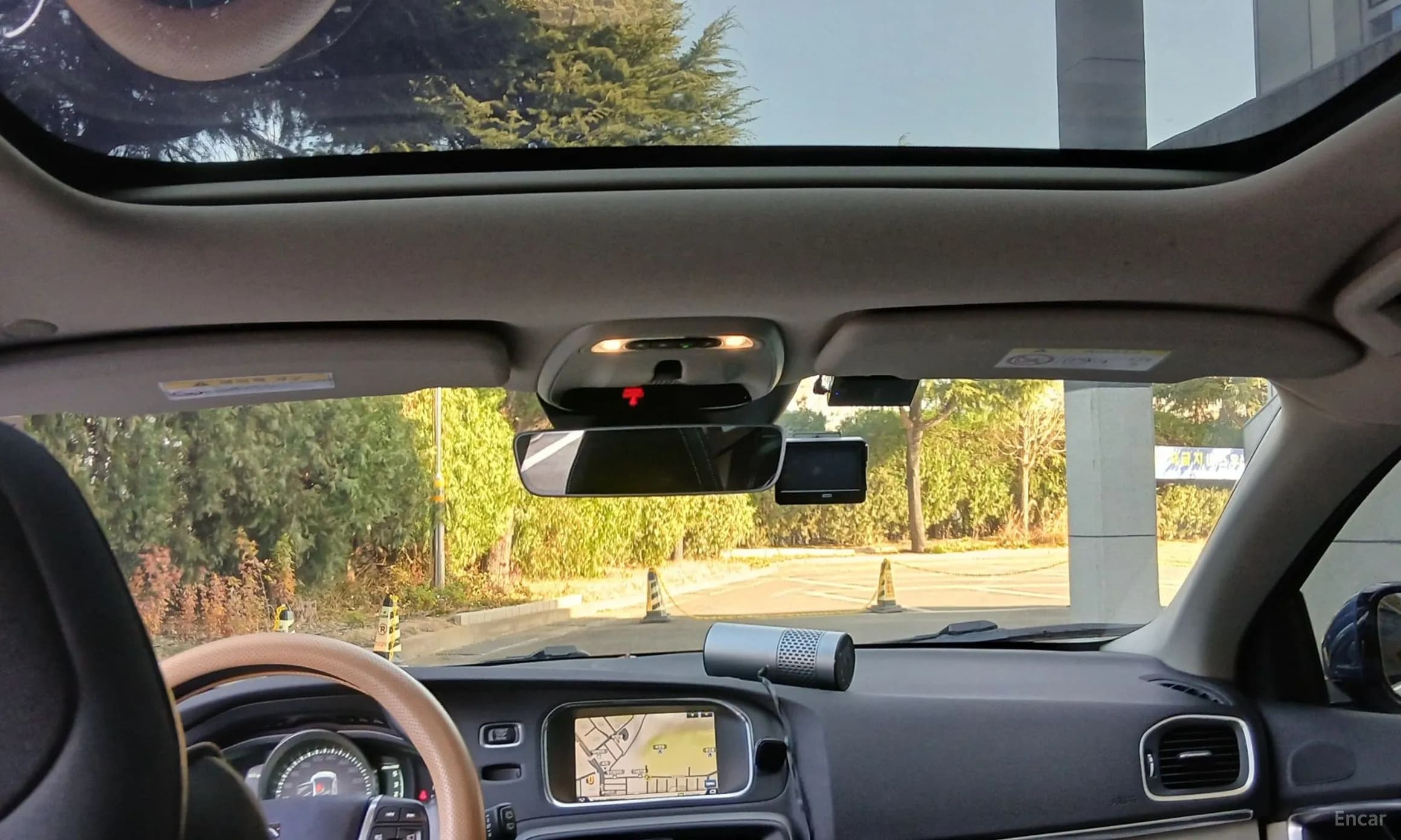 V40