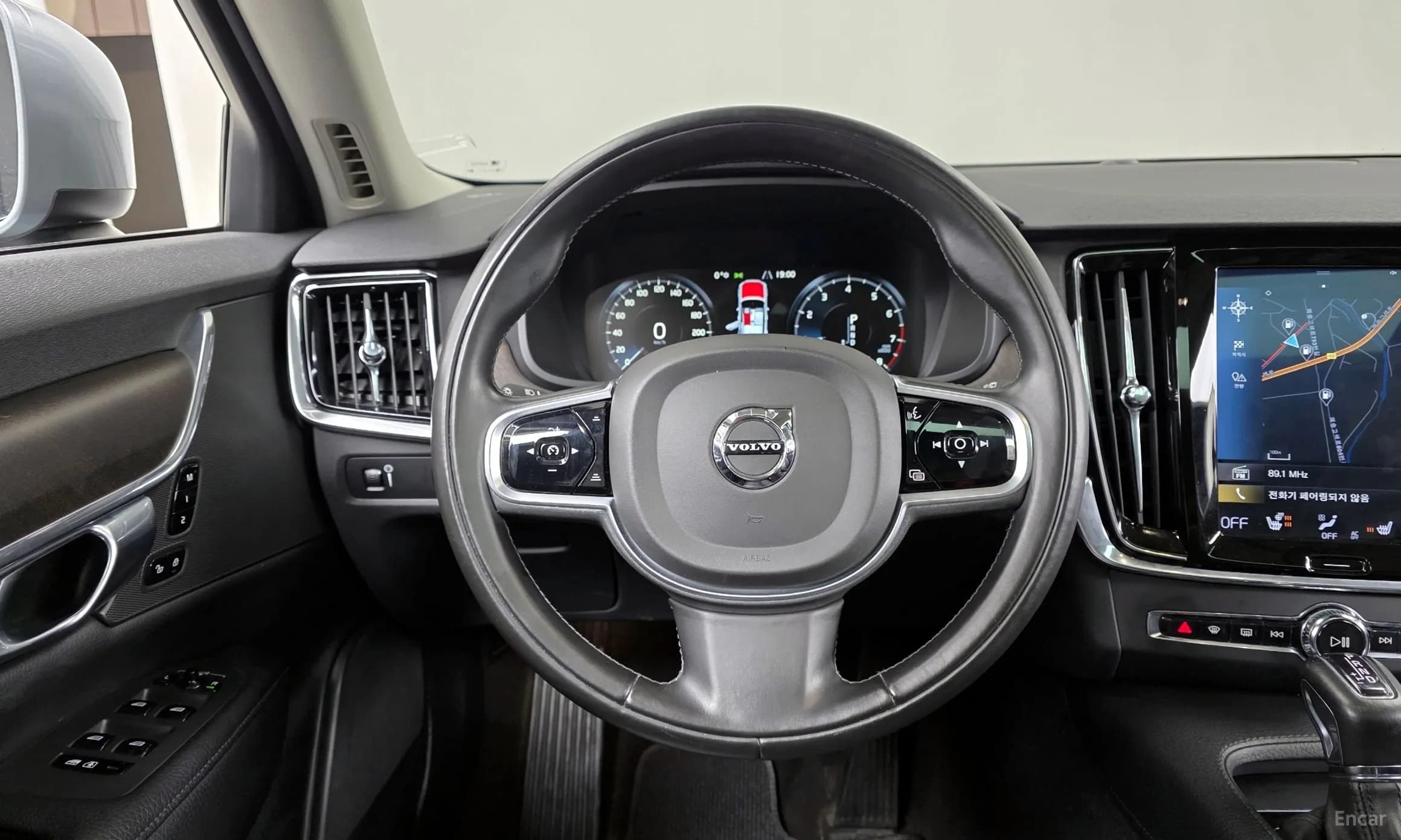 V90 Cross Country