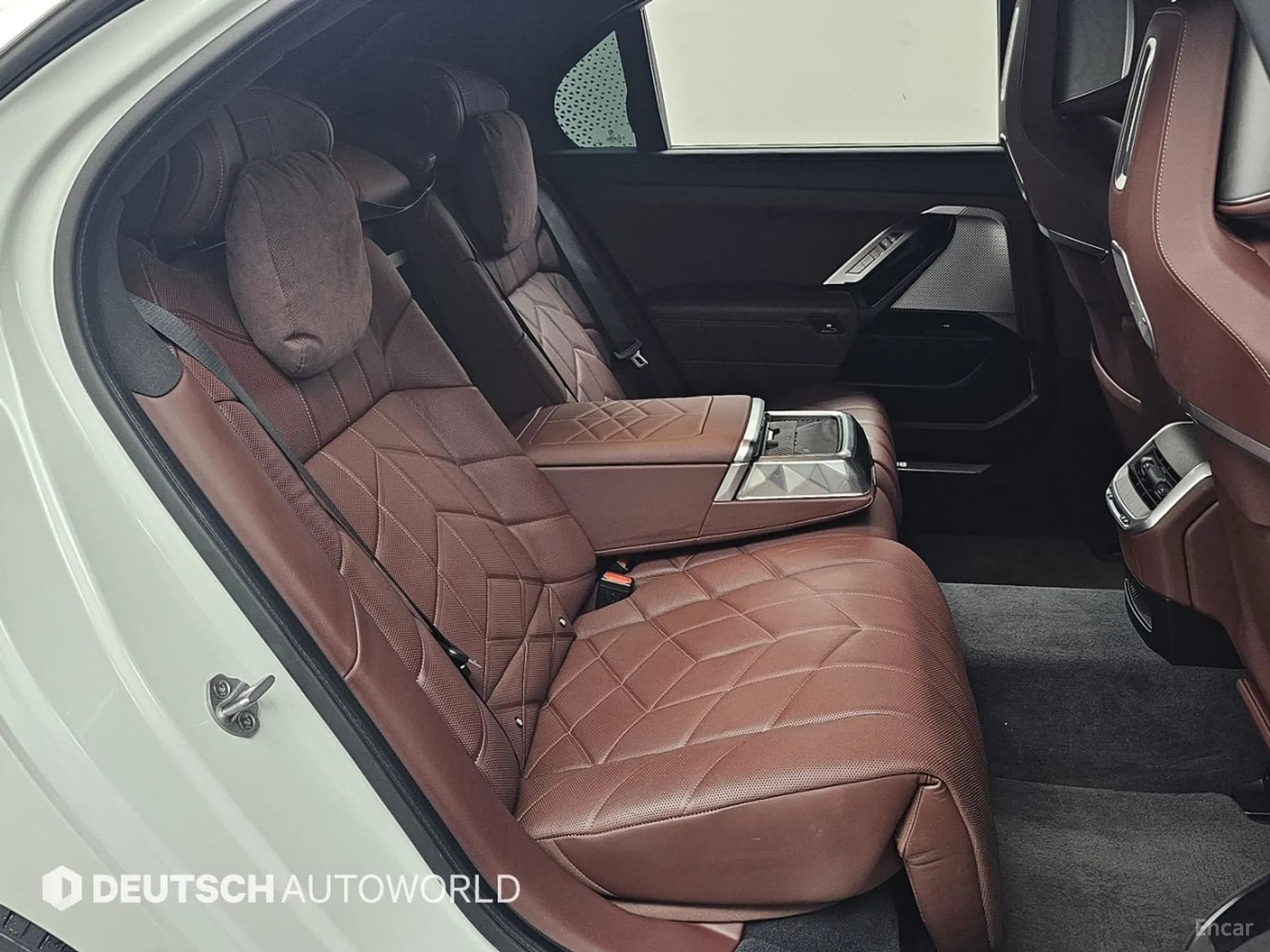 7 Series (G70)