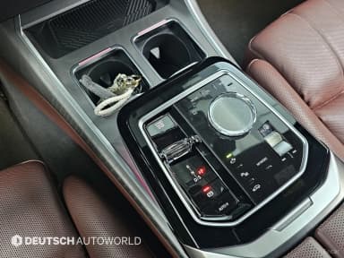 7 Series (G70)