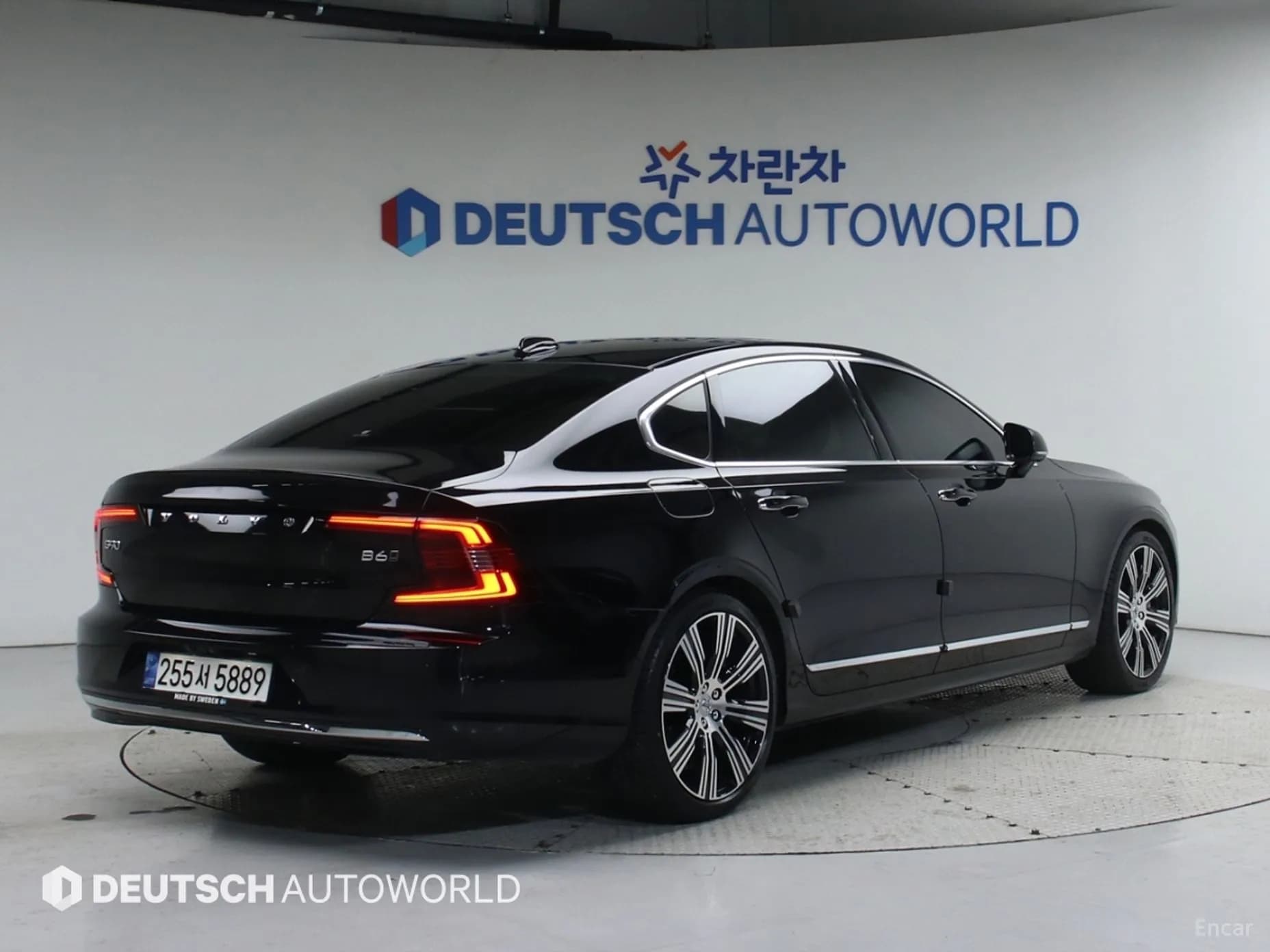S90