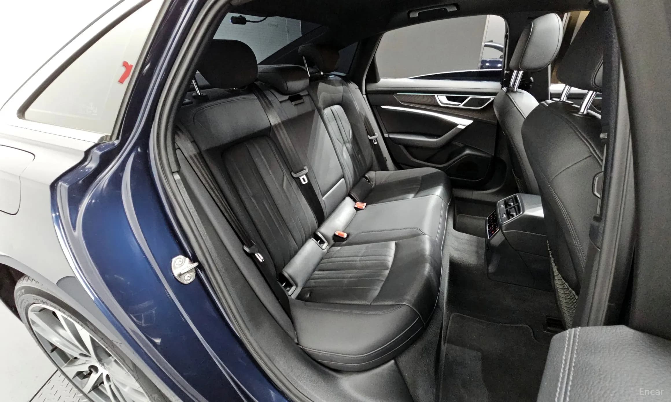A6 (C8)