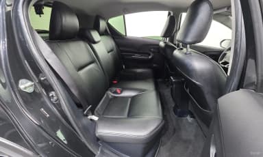 Prius C