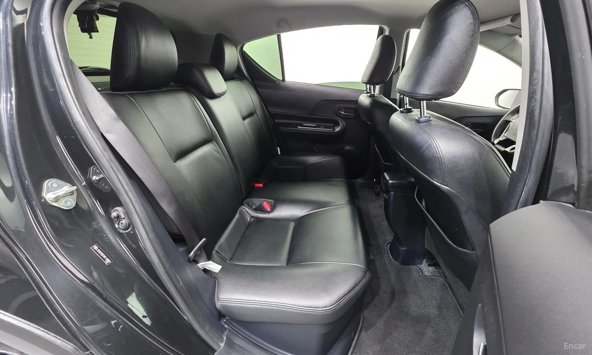 Prius C