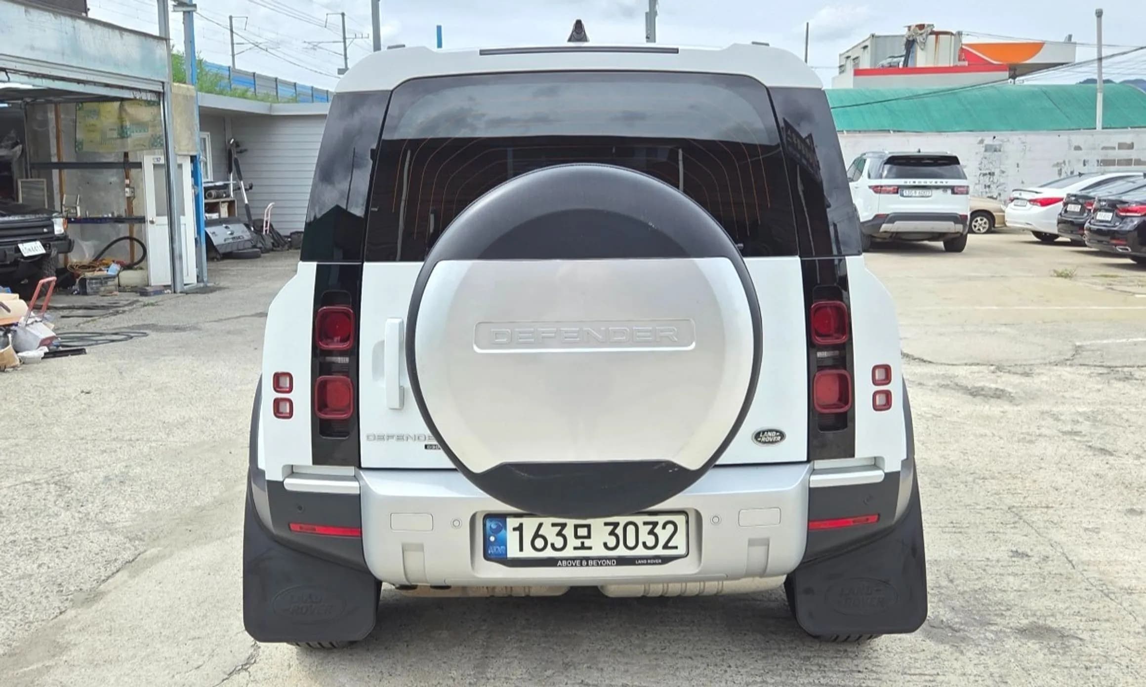 Defender (L663)