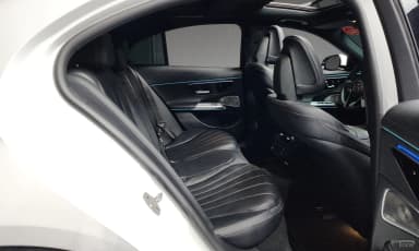 E-Class W214