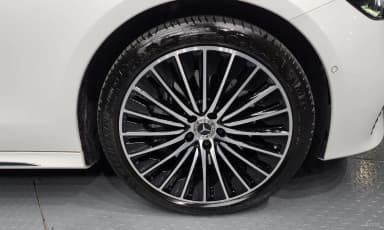 E-Class W214