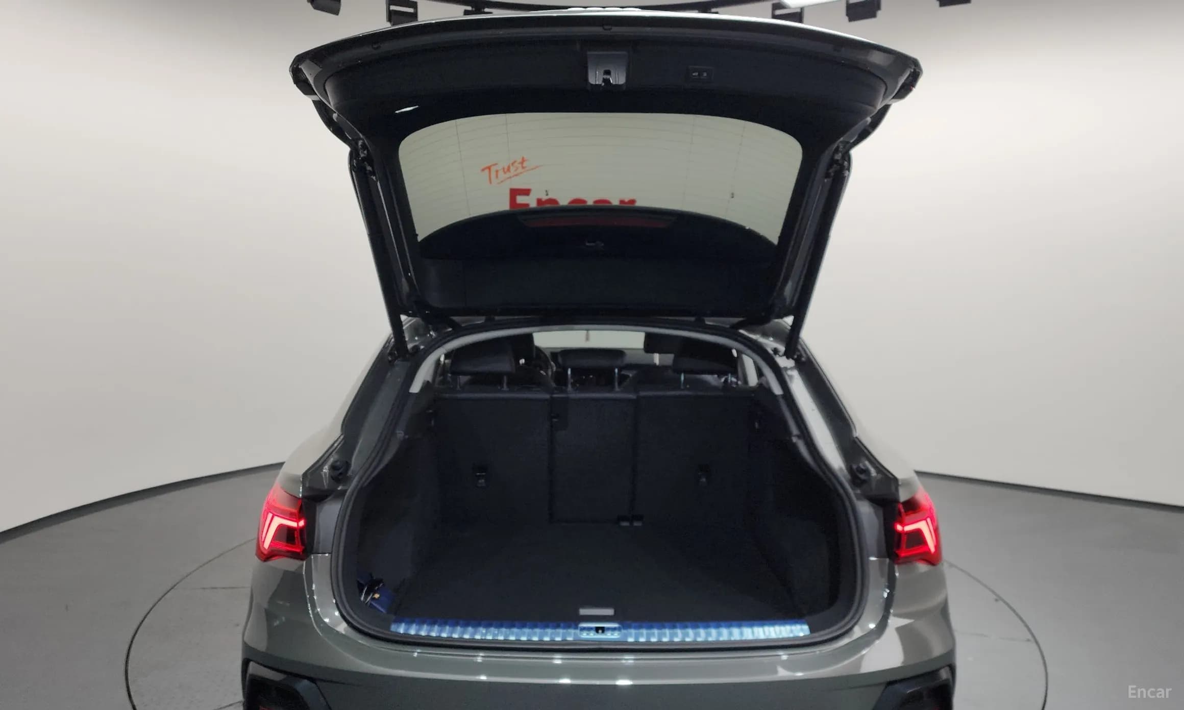 Q3 (F3)