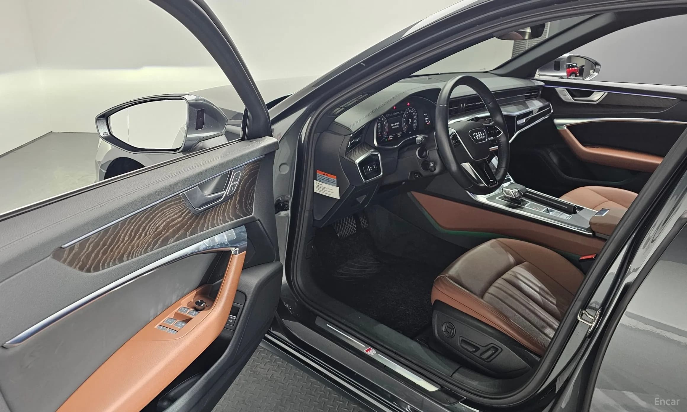 A6 (C8)