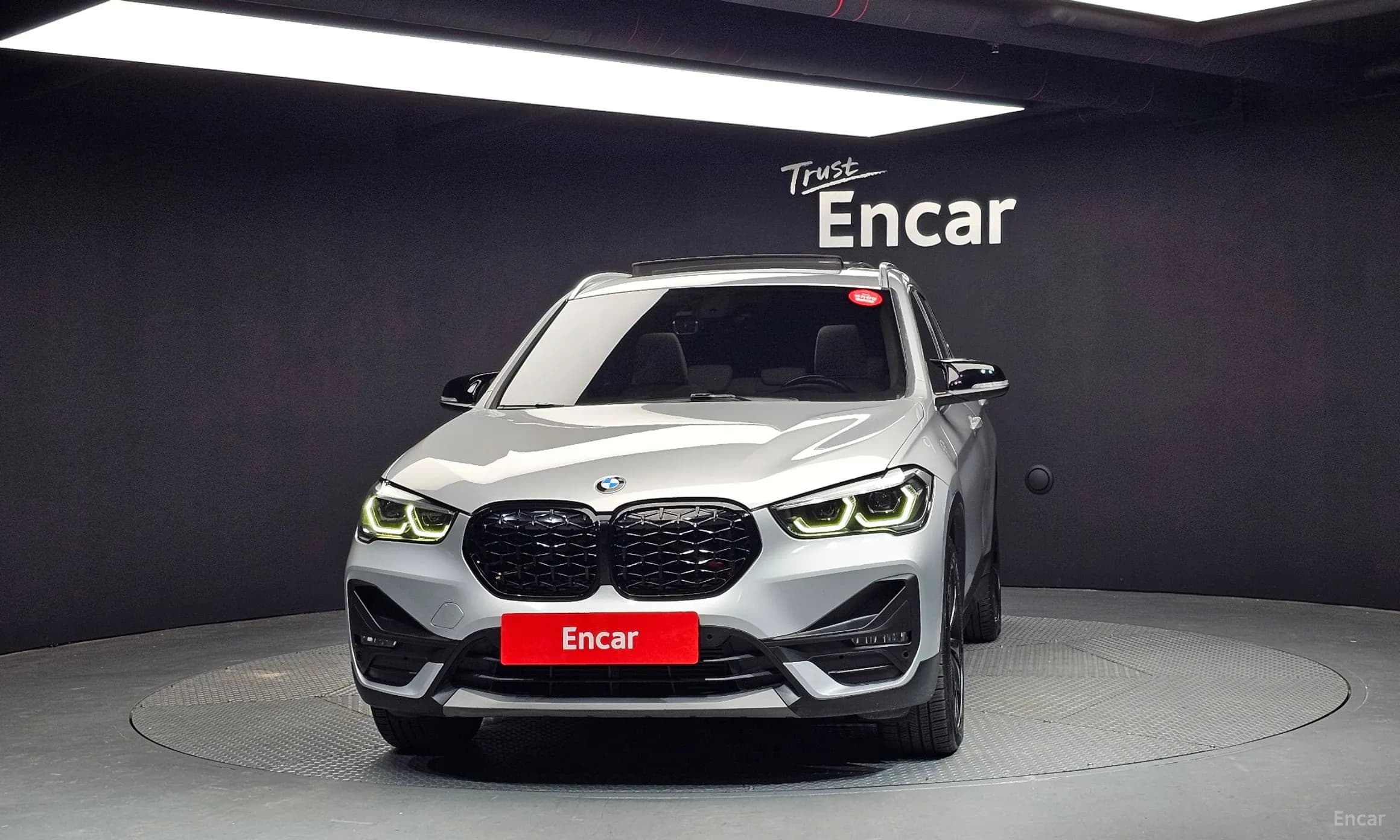 X1 (F48)