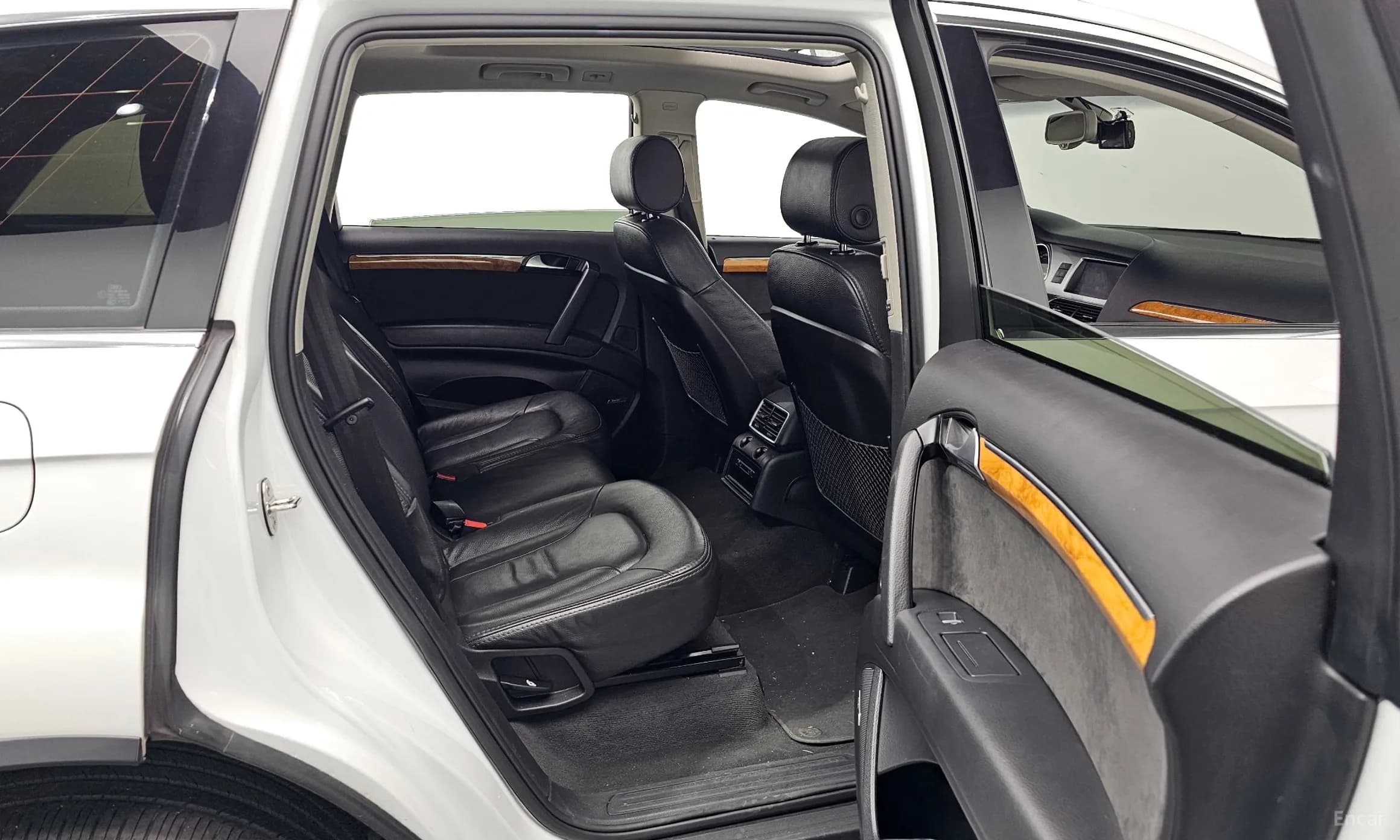 Q7