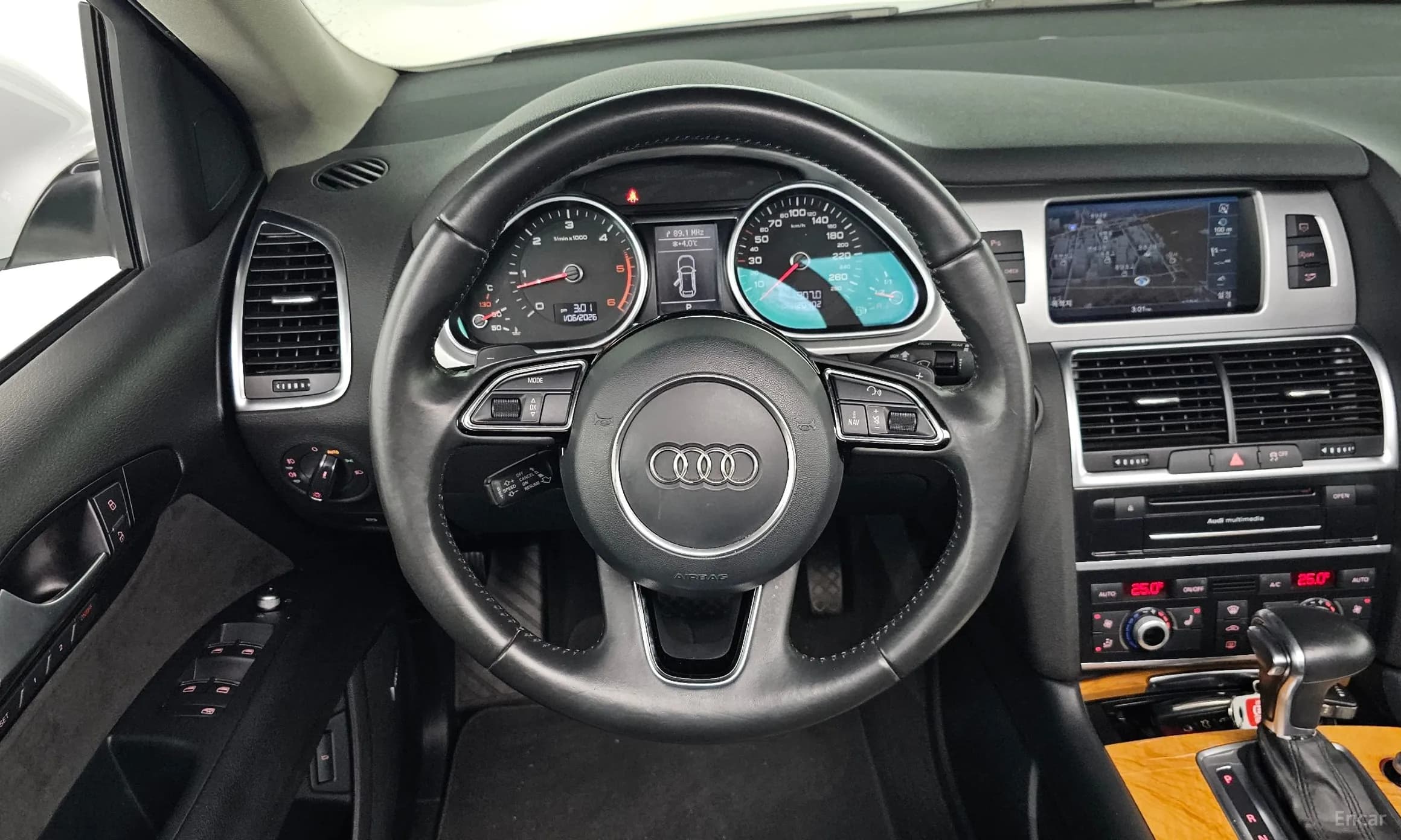 Q7