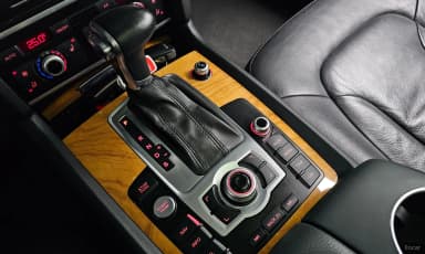 Q7