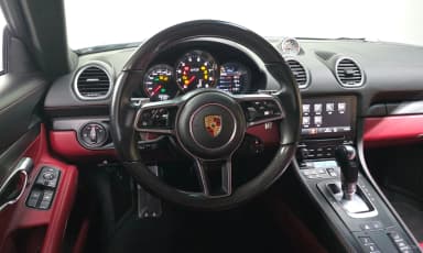 718 Cayman