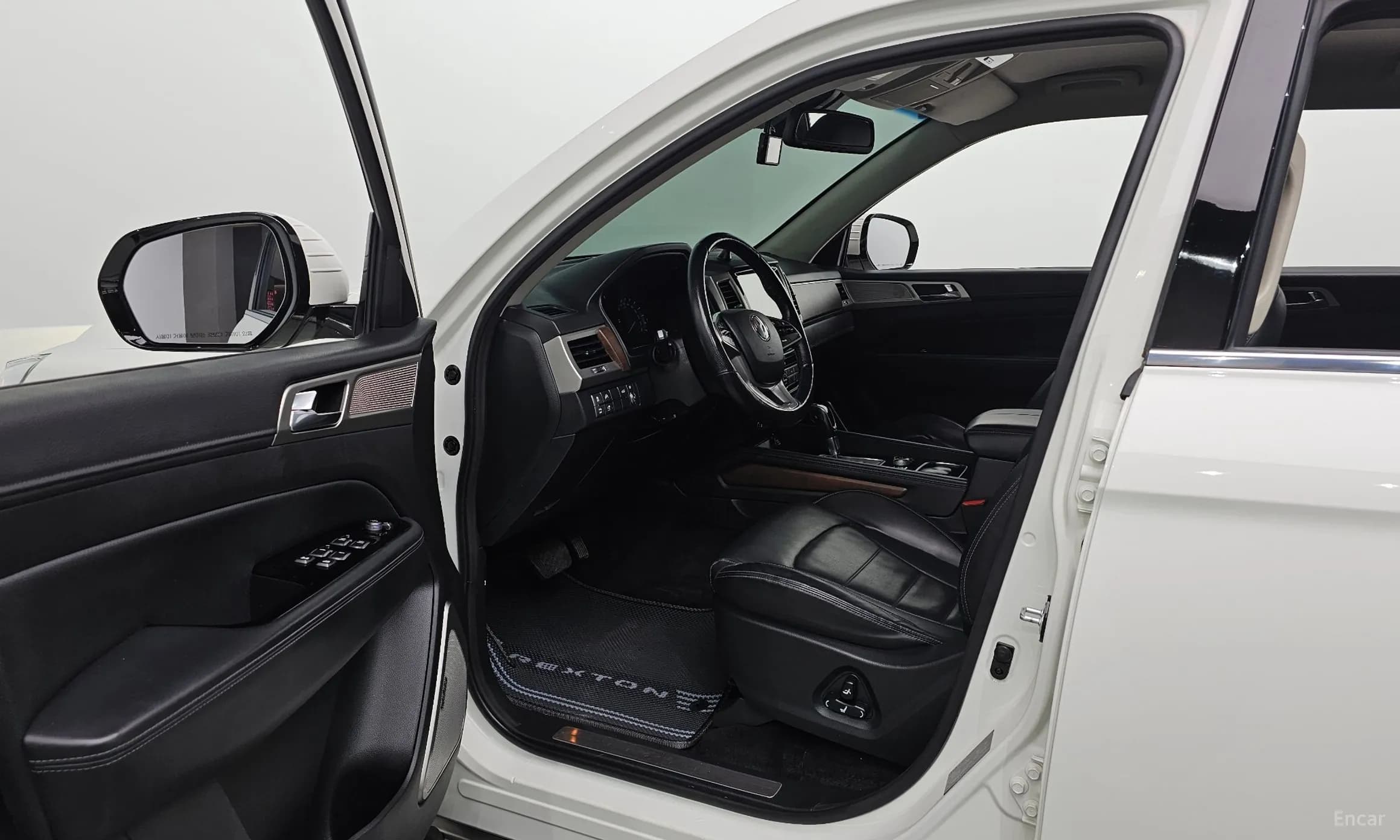 G4 Rexton