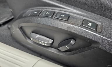 V40
