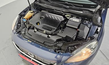 V40