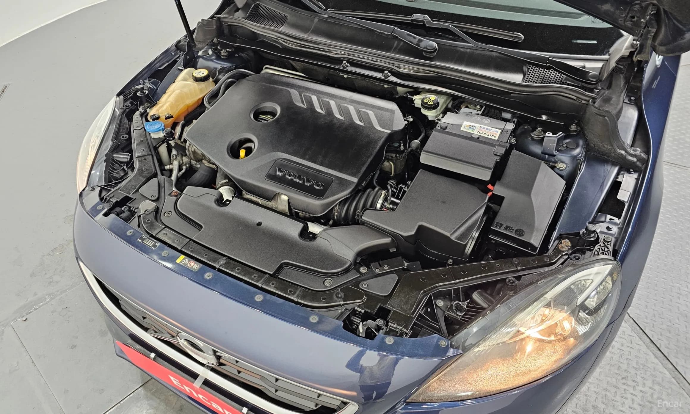 V40