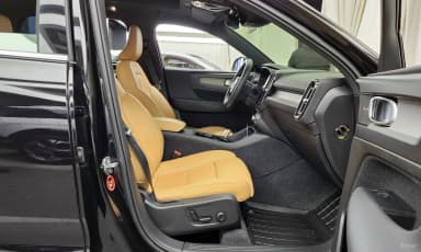 XC40