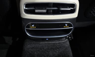GV70