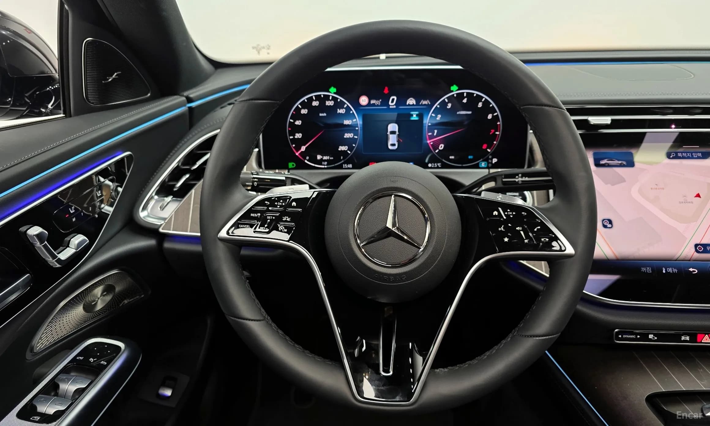 E-Class W214