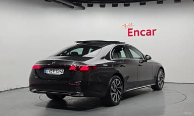 E-Class W214