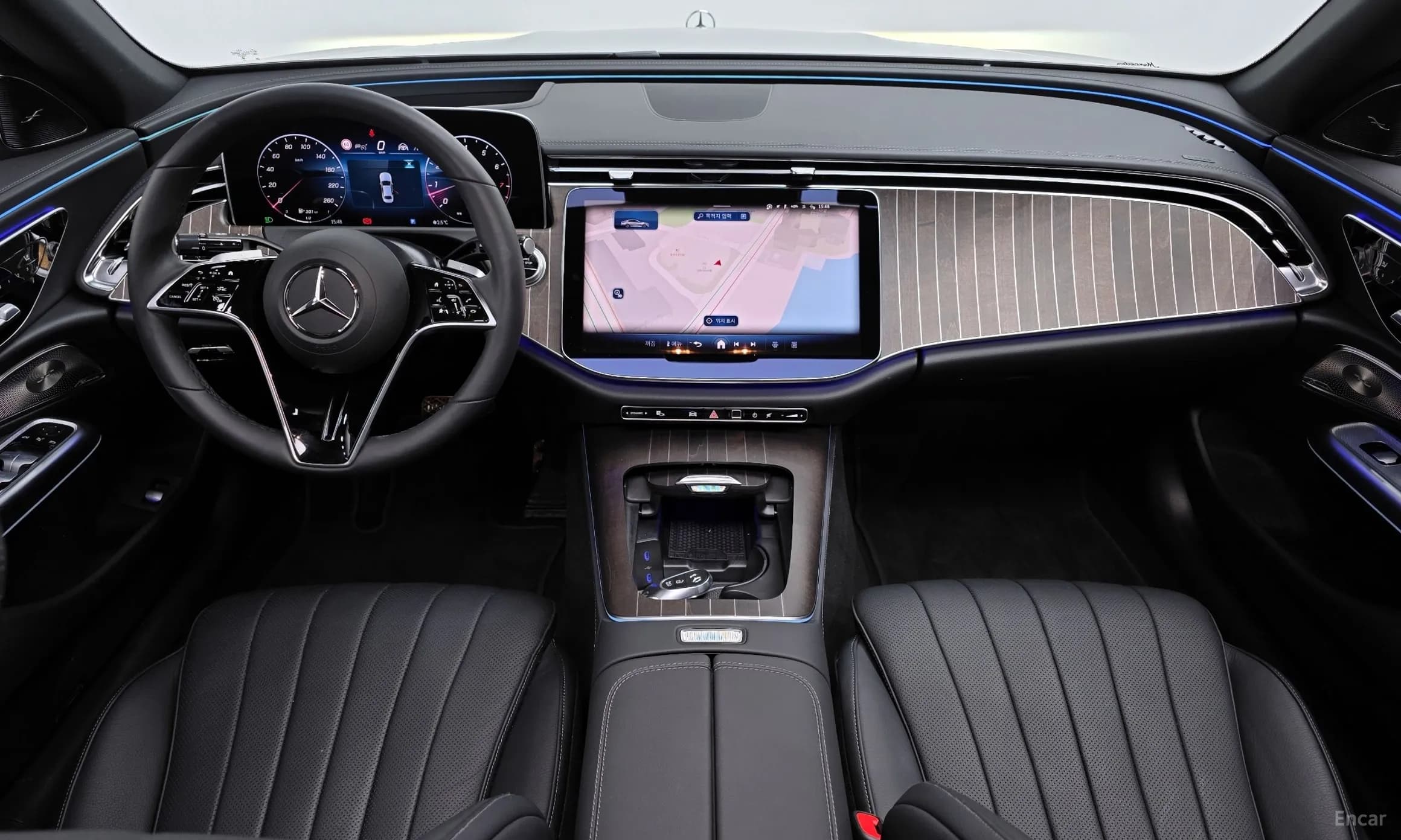 E-Class W214