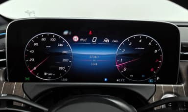 E-Class W214