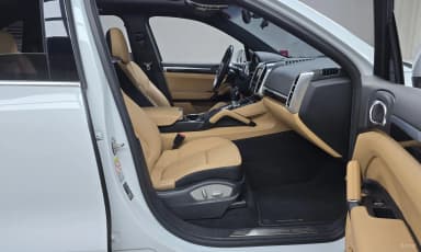 New Cayenne