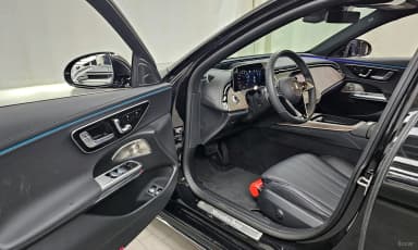 E-Class W214