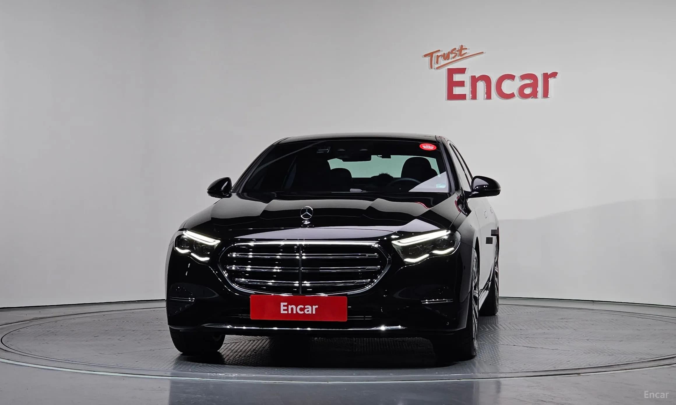 E-Class W214