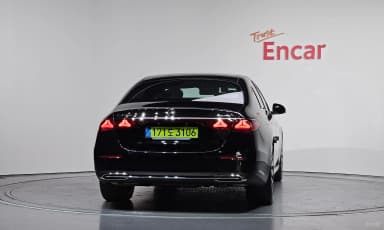 E-Class W214