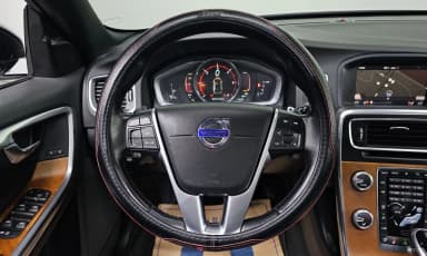 V60 Cross Country