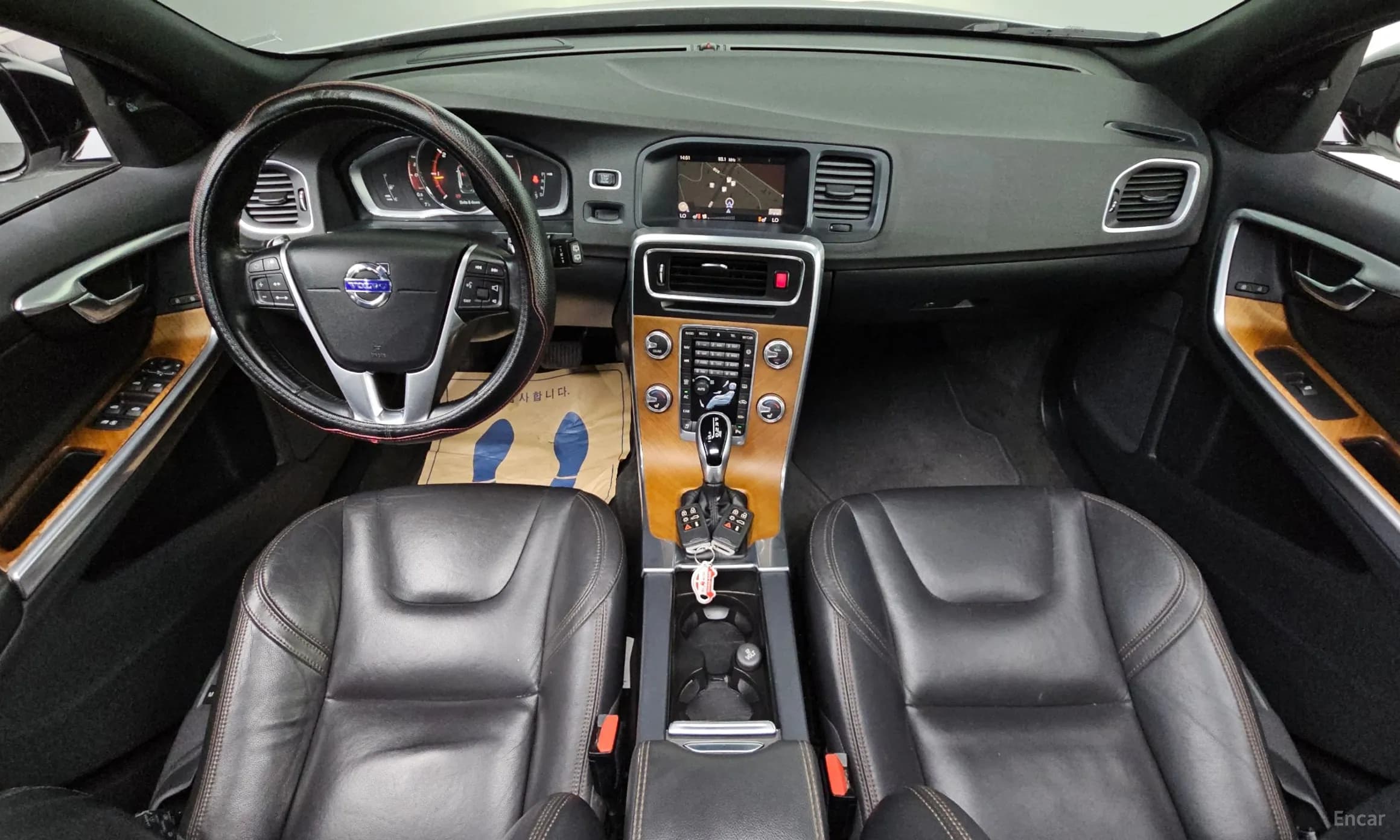 V60 Cross Country