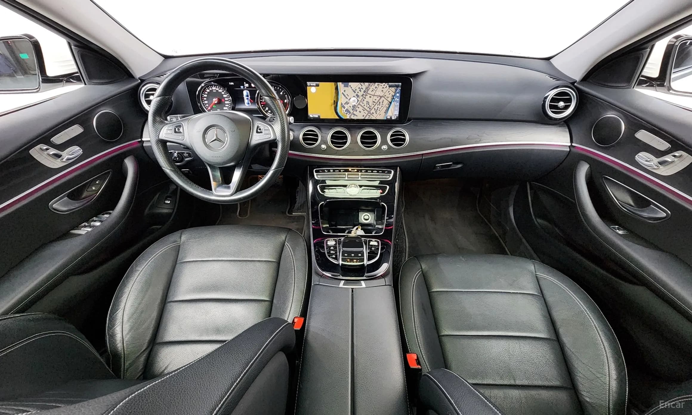 E-Class W213