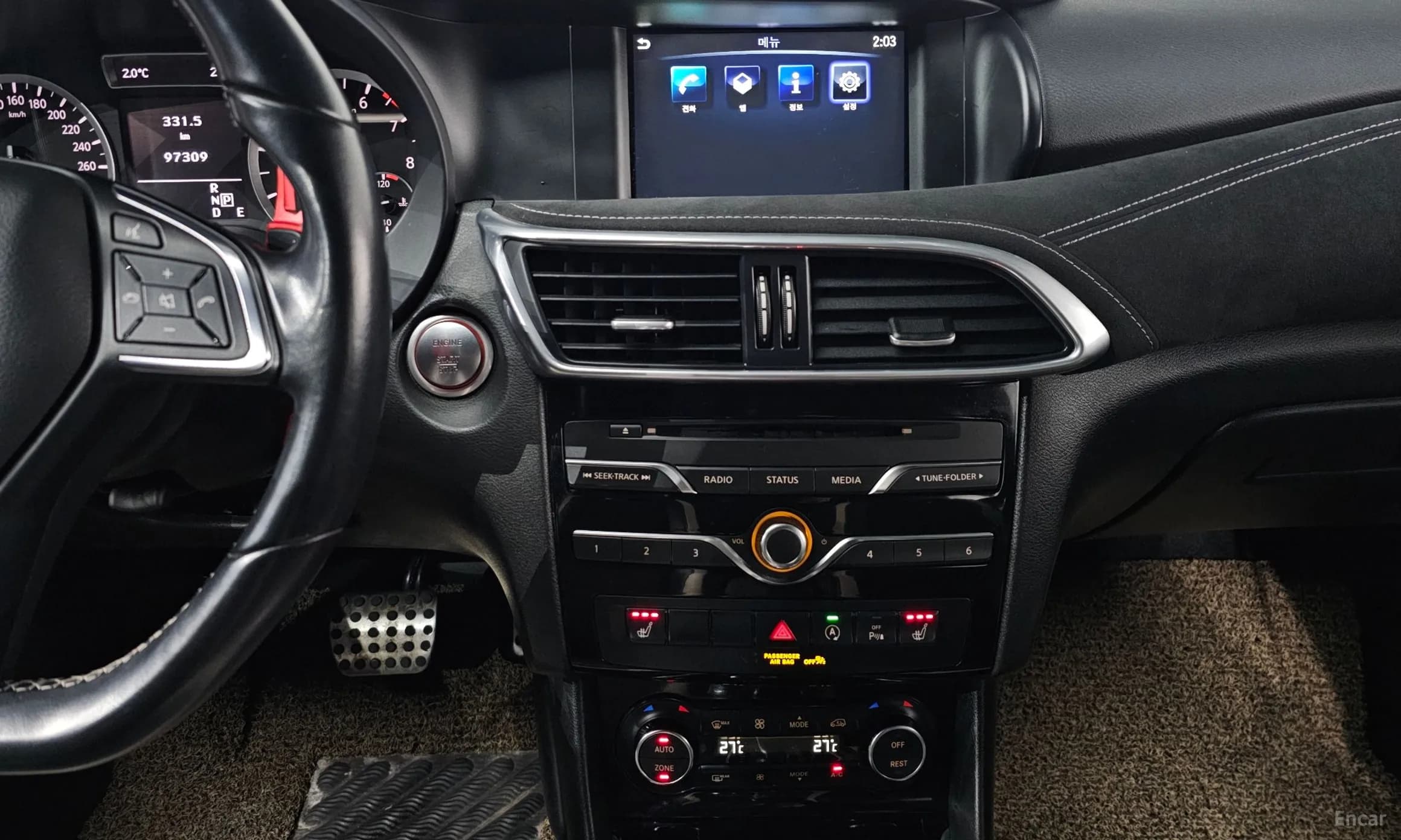 Q30