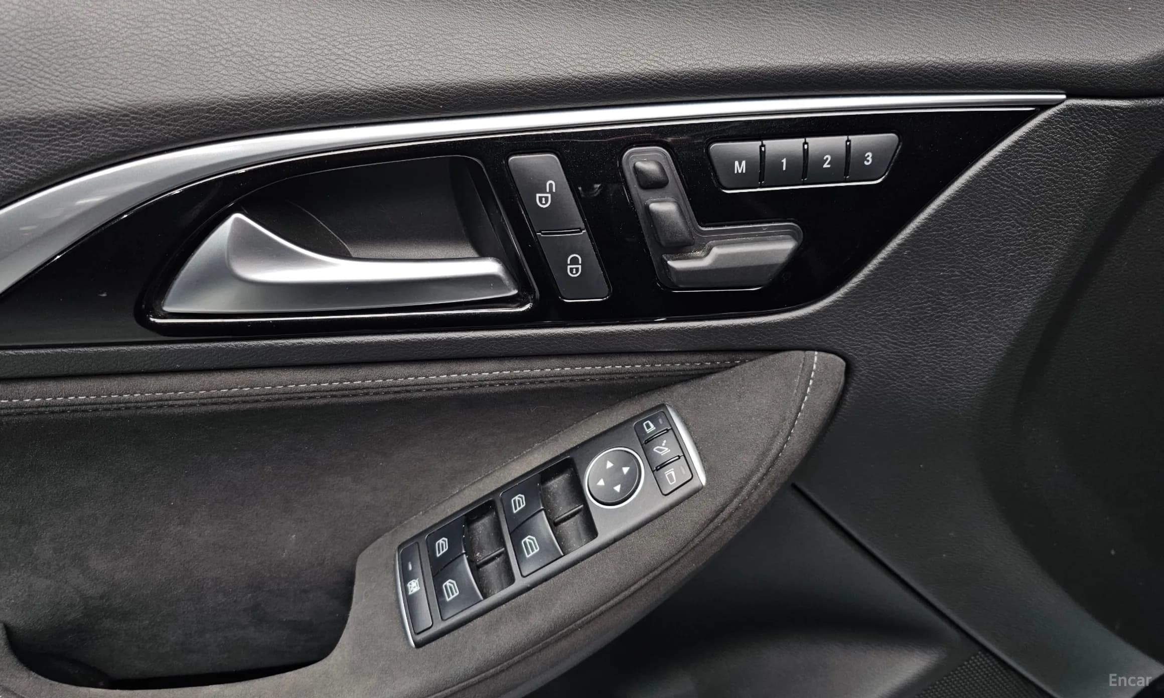 Q30