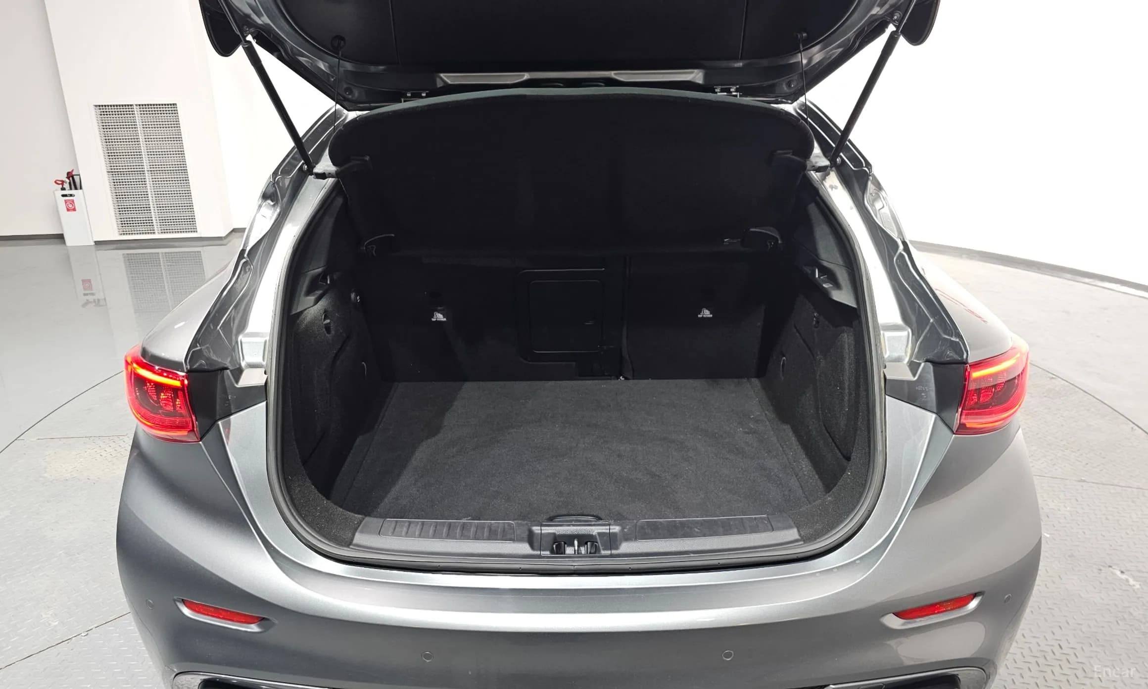 Q30