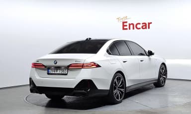 5 Series (G60)