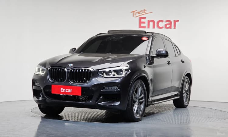 X4 (G02)