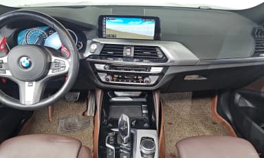X4 (G02)