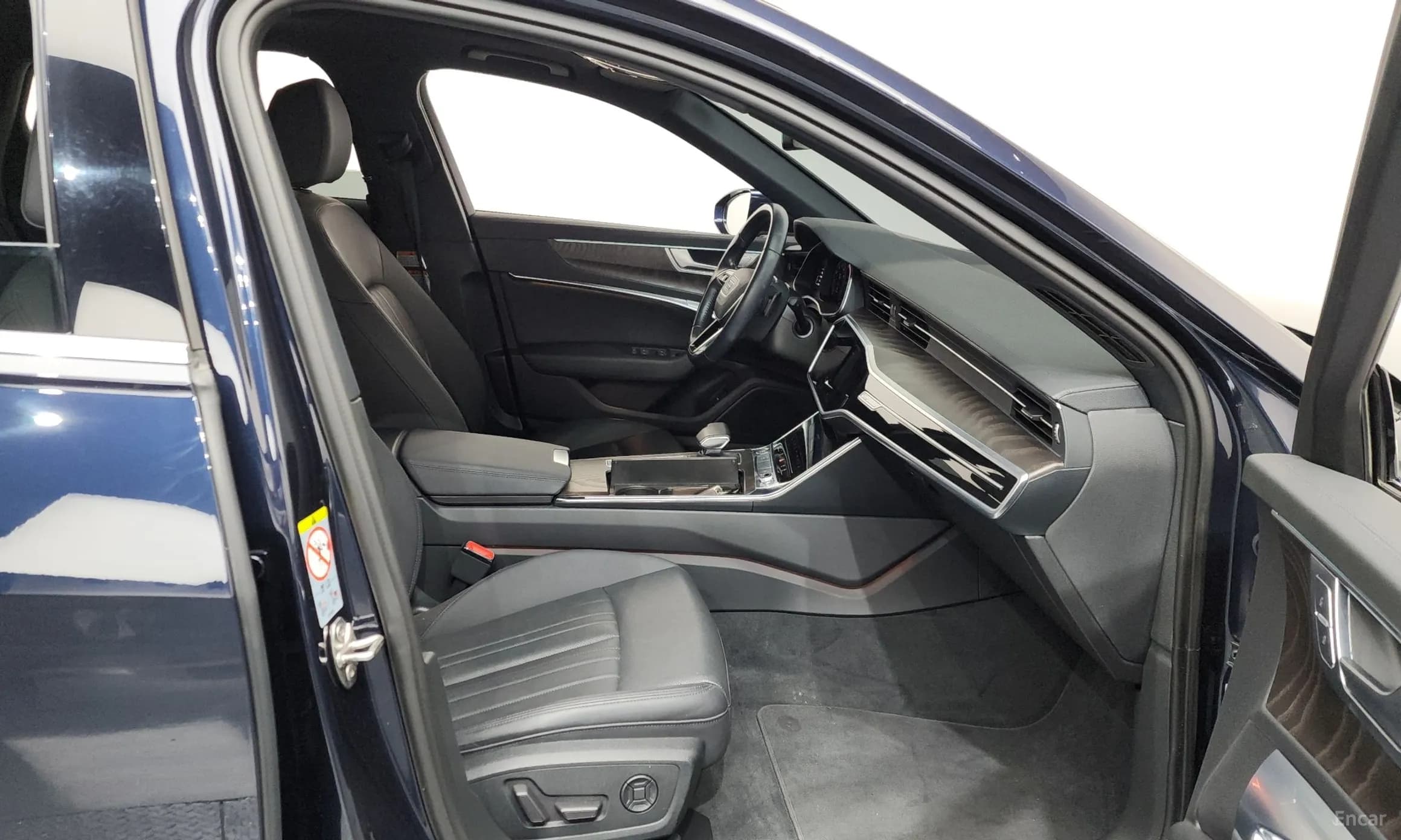 A6 (C8)