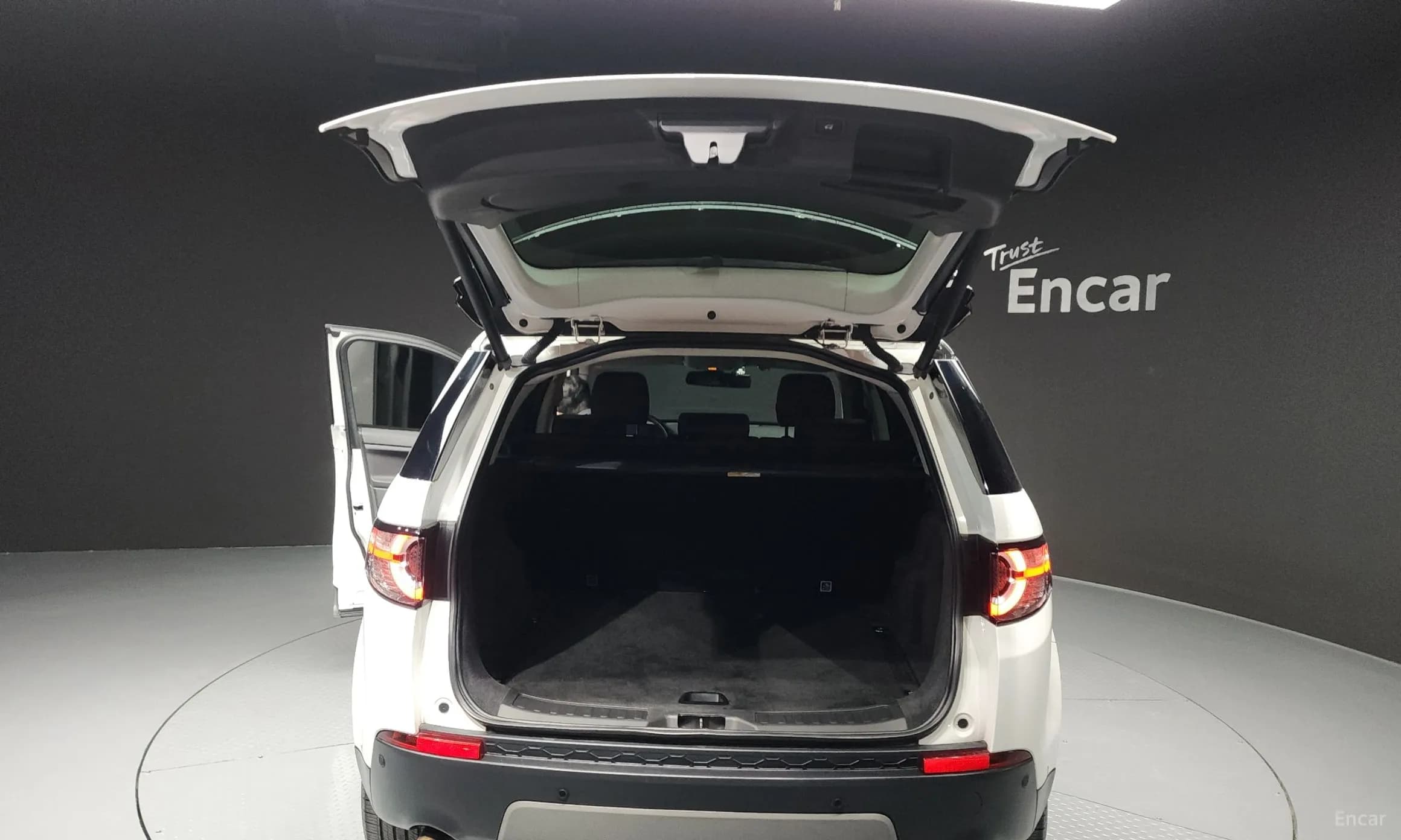 Discovery Sports