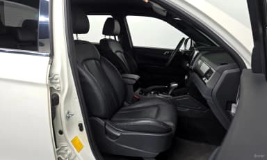 Rexton Sports Khan