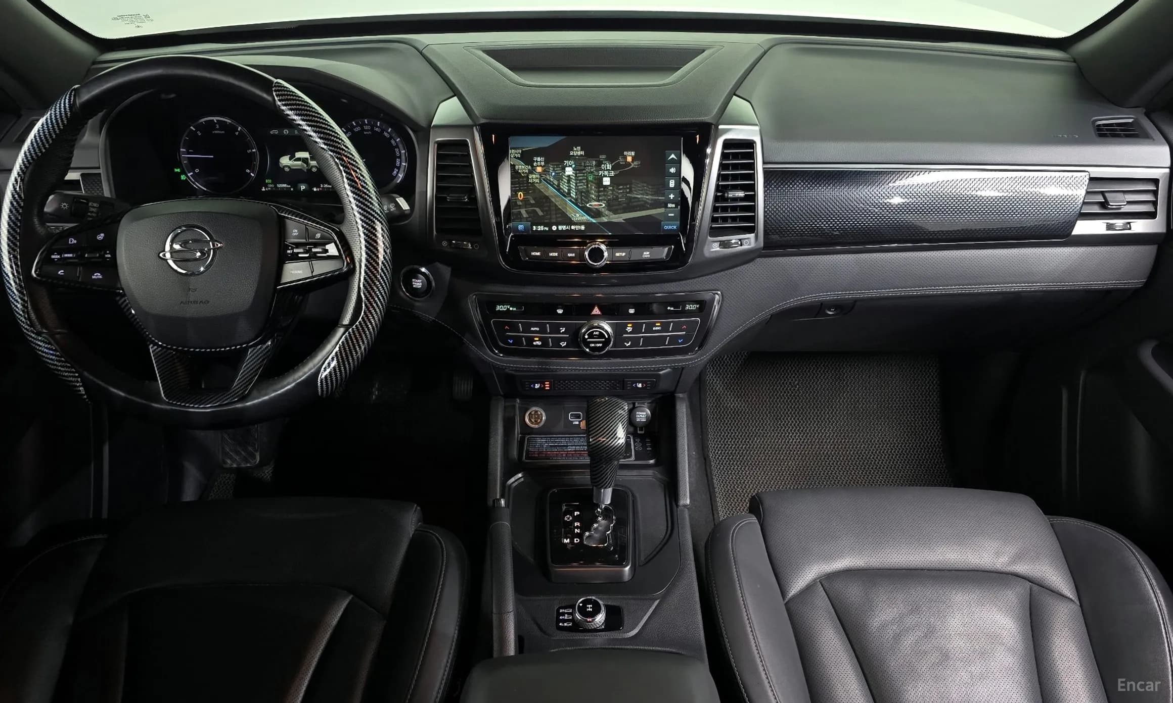 Rexton Sports Khan