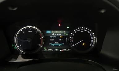 Rexton Sports Khan